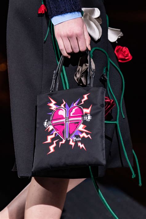 prada bag 2019